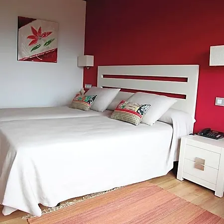 Hotel Araz Las Rozas de Valdearroyo