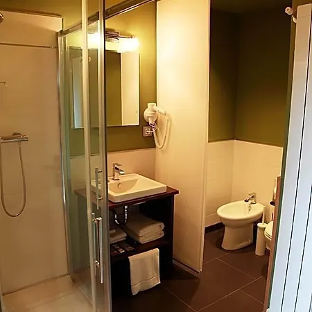 Hotel Araz 3*