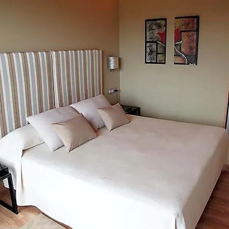 Araz Hotel 3*