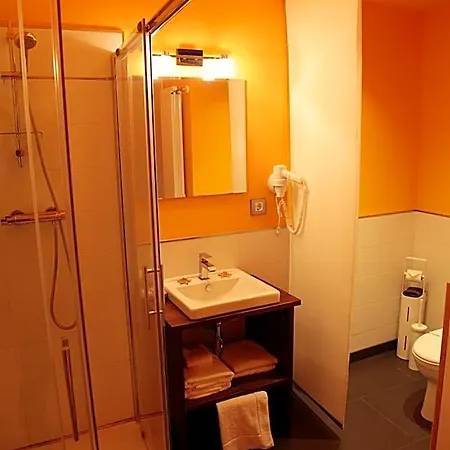 Araz Hotel 3*