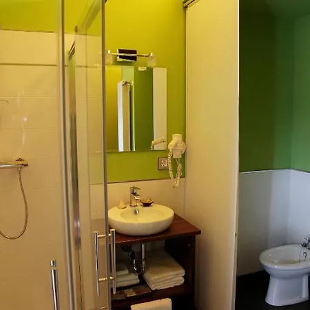 Araz 3* 라스로자스