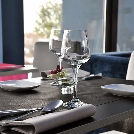 Hotel Araz 3*