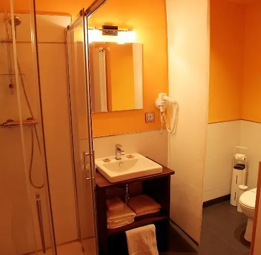 Araz 3* Las Rozas de Valdearroyo